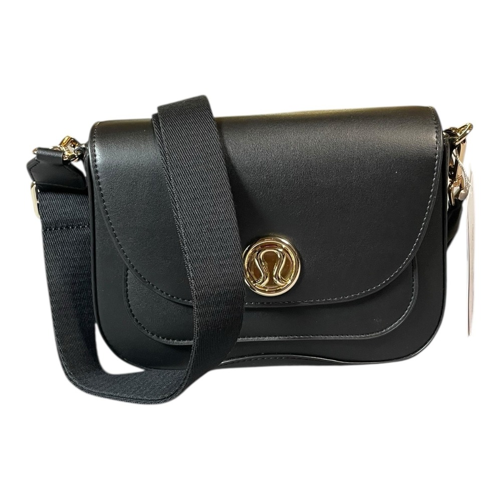 Lululemon Cactus Leather Crossbody Bag Black With Gold Hardware & Dust Bag - Picture 2 of 16